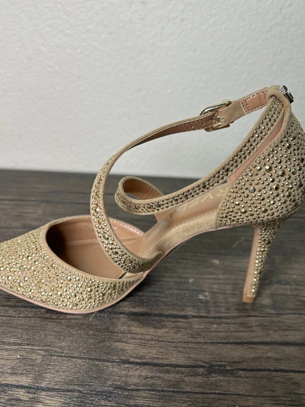 CARVELA Kross Jewel Heel Gold Bling Size 7 NIB NEW Strappy 4231 - Picture 3 of 6